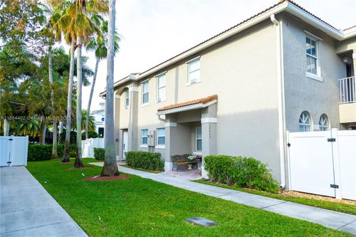 12615 Sw 53rd St, Miramar, FL, 33027-5490 | Card Image