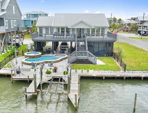 301 Port Royal St, Dauphin Island, AL, 36528-4201 | Card Image