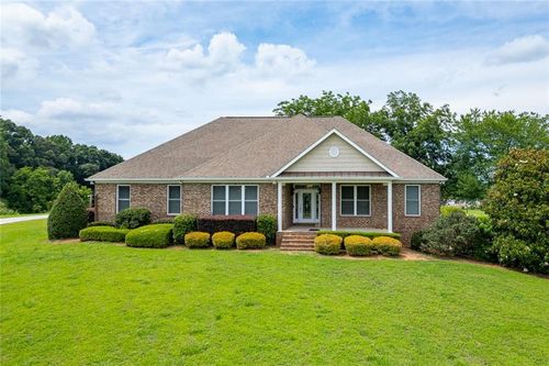 563 Martin Rd, Talmo, GA, 30575-1321 | Card Image