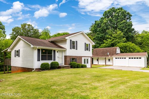 127 Lakewood Cir, Madisonville, TN, 37354-6439 | Card Image
