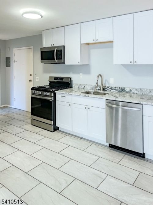 5-59 Brighton Ave, Belleville, NJ, 07109-1229 | Card Image