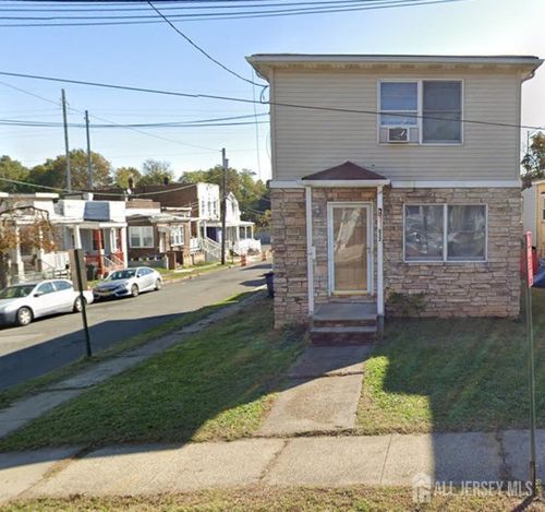 852 Kreil St, Perth Amboy, NJ, 08861-2108 | Card Image