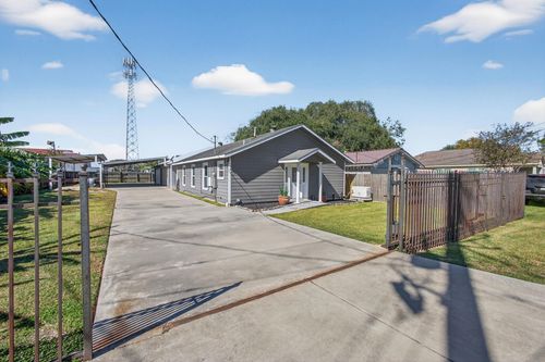 1800-sq-ft-metal-building-5853 Hazel Ave, Port Arthur, TX, 77640 | Card Image