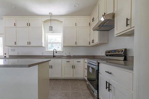 510 1st St, Livingston, TX, 77351-3315 | Card Image