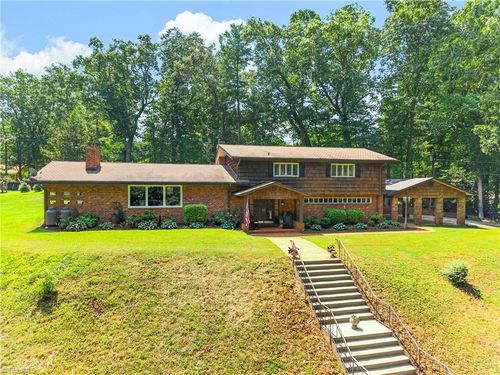 1941 Oak Dr, Asheboro, NC, 27205-7247 | Card Image