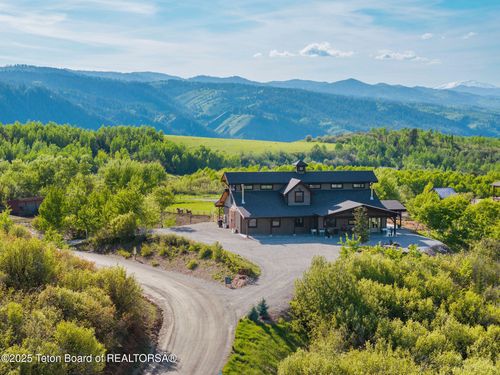 440 Strawberry Hills Dr, Bedford, WY, 83112 | Card Image