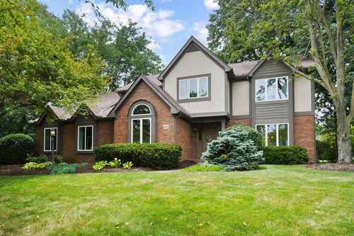 6401 Oisin Ct, Dublin, OH, 43016-2205 | Card Image