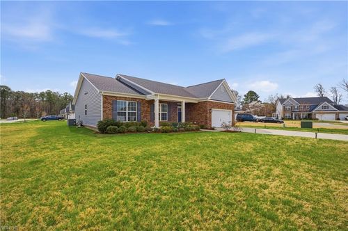 109 Green Ct, Carrollton, VA, 23314-3622 | Card Image