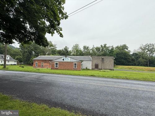 306 Bloomfield Ave, NEWPORT, PA, 17074-1414 | Card Image