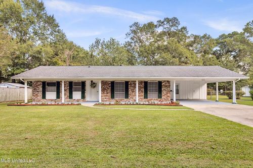 1003 Union School Rd, Picayune, MS, 39466-4962 | Card Image