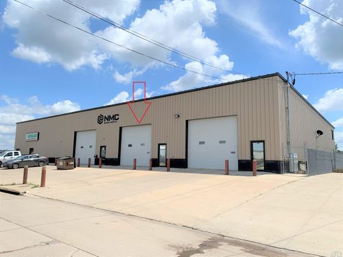 1802 3rd St, Sioux City, IA, 51101-2101 | Card Image