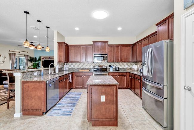 337 Sebastian Crossings Blvd, House other with 3 bedrooms, 2 bathrooms and null parking in SEBASTIAN FL | Image 10