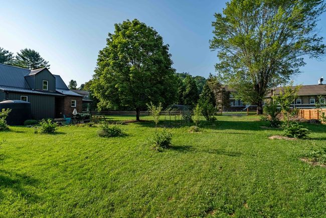 461 S Shady Ave, House other with 3 bedrooms, 3 bathrooms and null parking in Damascus VA | Image 41
