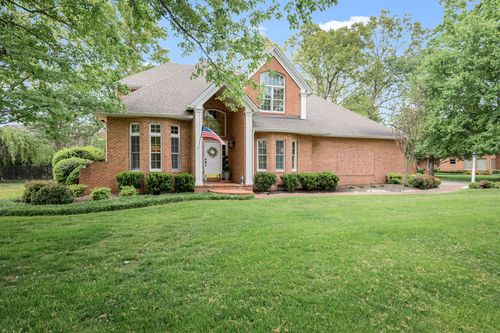 109 Albemarle Dr, Tullahoma, TN, 37388-5819 | Card Image