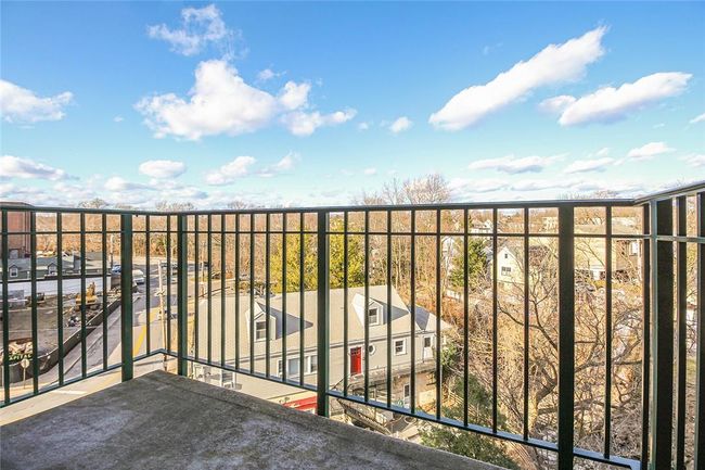 APT-404 - 123 Mamaroneck Ave, Condo with 2 bedrooms, 2 bathrooms and null parking in Mamaroneck NY | Image 8