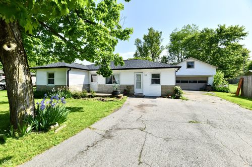 9325 N Friendship Dr, Taylorsville, IN, 47280-7787 | Card Image