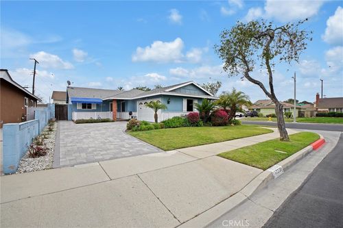 17230 Bonham Ave, Carson, CA, 90746-1119 | Card Image