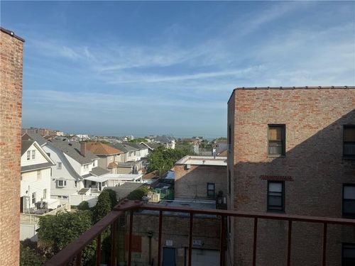 apt-4c-128 Newport Ave, Rockaway Park, NY, 11694-1642 | Card Image