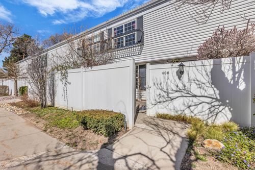 600 E 3990 S, Murray, UT, 84107-1935 | Card Image