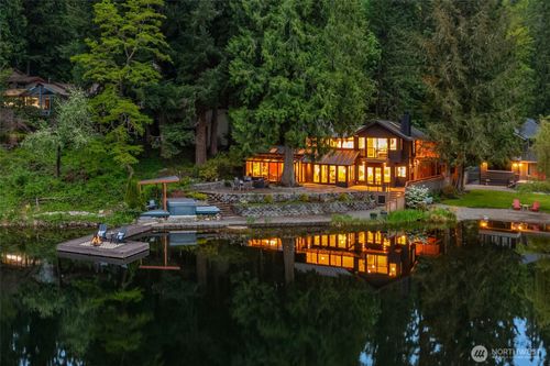 3235 E Ames Lake Drive Ne, Redmond, WA, 98053 | Card Image