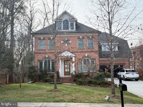 1604 Colonial Ln, MCLEAN, VA, 22102-2903 | Card Image