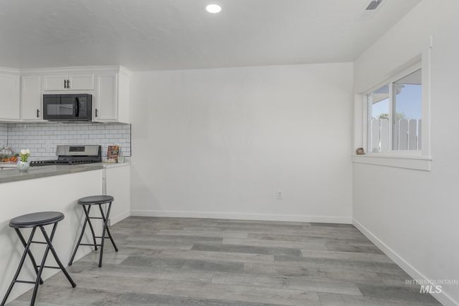 207 Park Ave, House other with 3 bedrooms, 2 bathrooms and 1 parking in Nyssa OR | Image 7