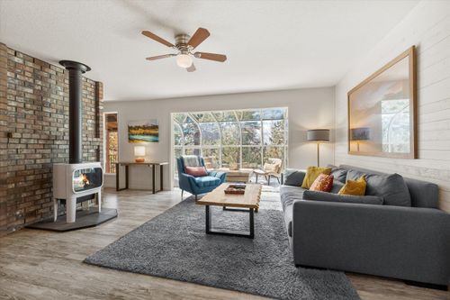 2003 Nw 4th Street, Bend, OR, 97703 | Card Image