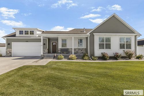 1820 N Iver St, Idaho Falls, ID, 83401-4470 | Card Image