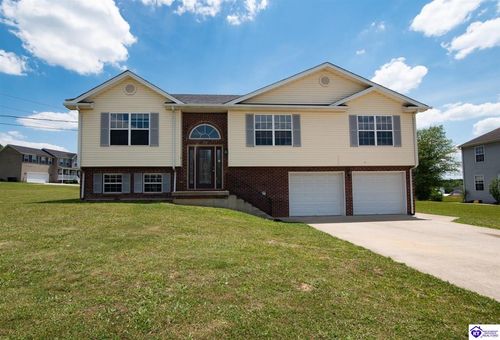 250 Meadowlake Drive, Radcliff, KY, 40160 | Card Image