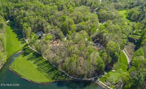 25 Claremont Cir, Crossville, TN, 38558-6408 | Card Image