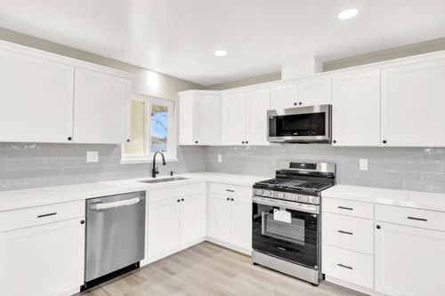 1900 Ellison Dr, Modesto, CA, 95355-2917 | Card Image