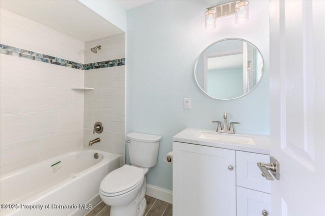 Primary Bathroom | Image 27