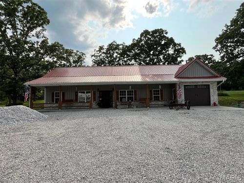 10570 Old 8 E, Mineral Point, MO, 63660-9381 | Card Image