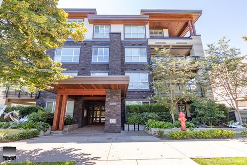 301-3205 Mountain Highway, North Vancouver, BC, V7K0A3 | Card Image