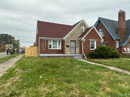 13003 Rosemary St, Detroit, MI, 48213-1449 | Card Image