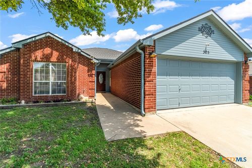 305 James Loop, Killeen, TX, 76542-6224 | Card Image