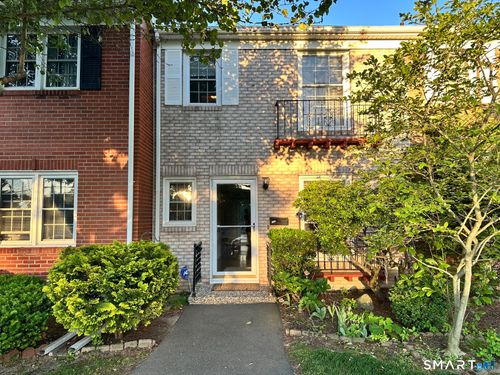 153-153 Penn Cmn, Milford, CT, 06460-7126 | Card Image