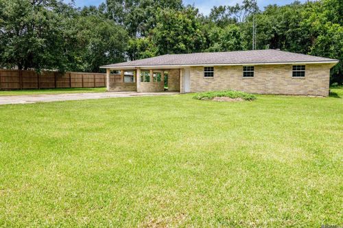 44128 Stringer Bridge Rd, Saint Amant, LA, 70774-3942 | Card Image