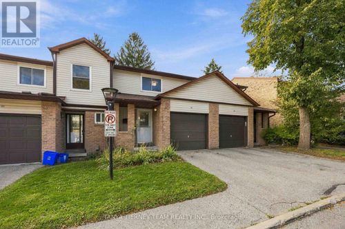32-1330 Trowbridge Drive, Oshawa (Centennial), ON, L1G7L1 | Card Image