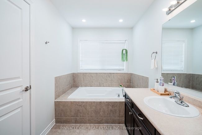2 Marriner Cres, House other with 3 bedrooms, 3 bathrooms and 2 parking in Ajax ON | Image 29