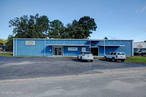 1939 Kent St, Wilmington, NC, 28403-2350 | Card Image