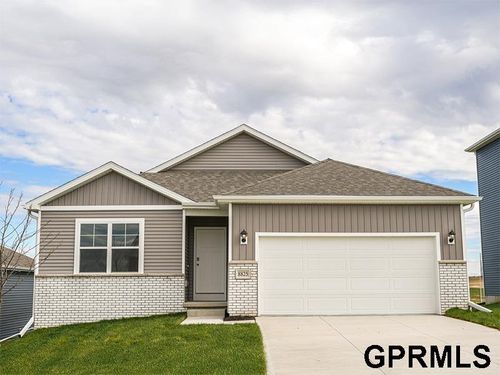 13263 S 66th Ave, Papillion, NE, 68133-3015 | Card Image