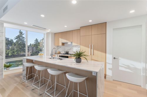 201-1475 Foster Street, Surrey, BC, V4B0C9 | Card Image