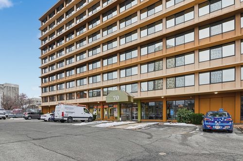 unit-310-70 Southbridge St, Worcester, MA, 01608-2049 | Card Image