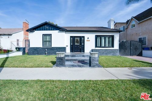 4210 Palmero Blvd, View Park, CA, 90008-4422 | Card Image
