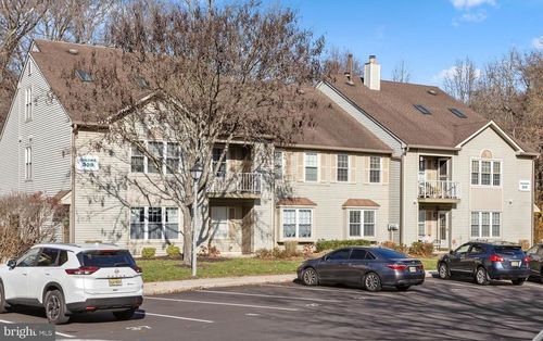 302 Harwood Ct, MOUNT LAUREL, NJ, 08054-2603 | Card Image