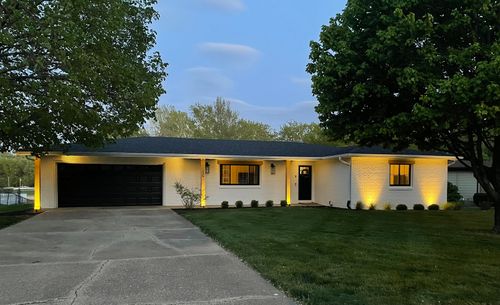 8 Birch Lake Dr, Sherman, IL, 62684-9710 | Card Image