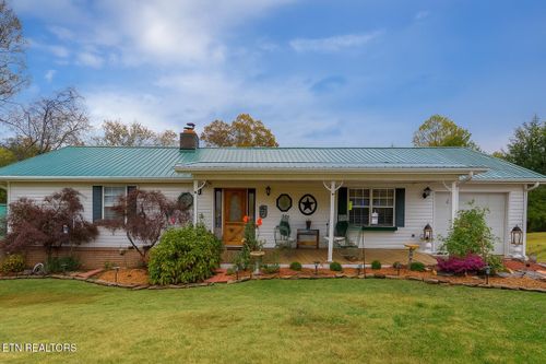 572 Allyson Dr, Kodak, TN, 37764-1224 | Card Image