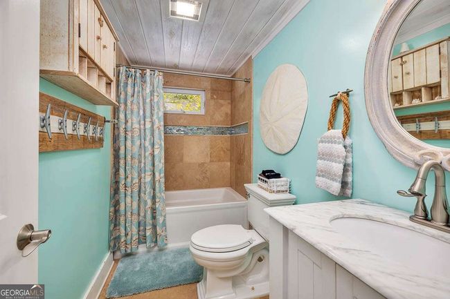1129 College St, House other with 2 bedrooms, 2 bathrooms and 3 parking in Saint Simons Is GA | Image 21