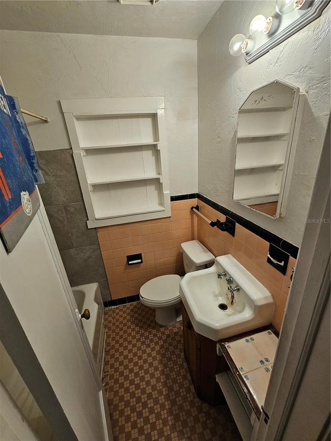 1822 6 Th Ave, House other with 4 bedrooms, 3 bathrooms and null parking in Gainesville FL | Image 27